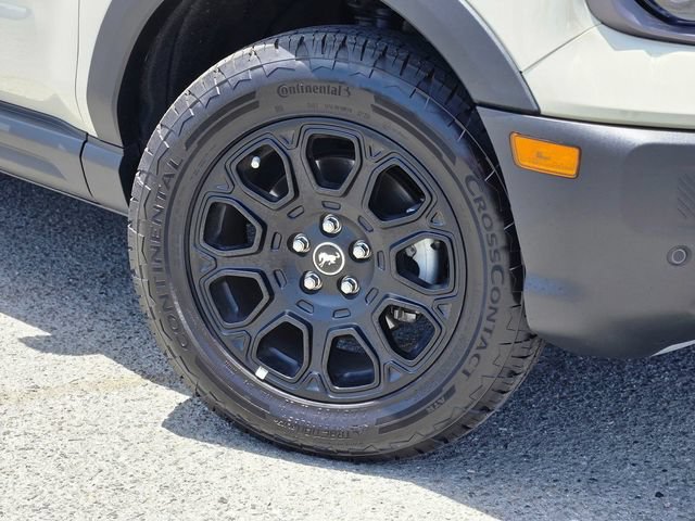 Used 2025 Ford Bronco Sport Badlands AWD/4WD image 5