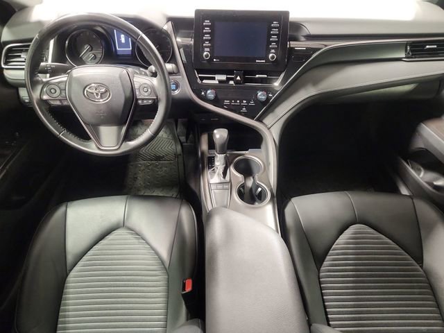 Used 2022 Toyota Camry SE w/ Convenience Package FWD image 19