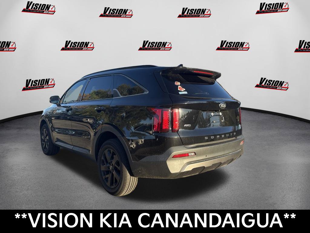 Certified 2021 Kia Sorento S AWD/4WD image 3