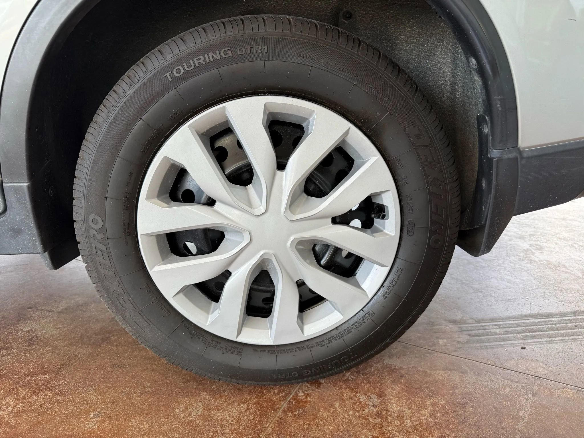 Used 2020 Nissan Rogue S image 21