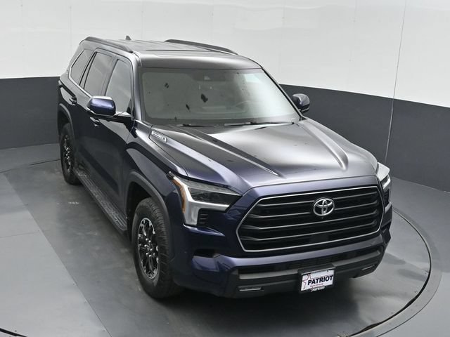 Used 2025 Toyota Sequoia SR5 w/ TRD Off-Road Package AWD/4WD image 41