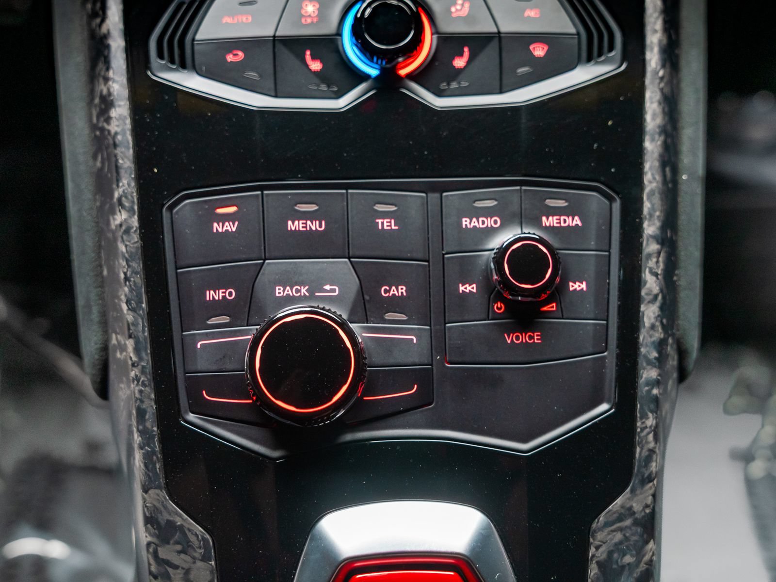 Used 2018 Lamborghini Huracan Performante AWD/4WD image 64