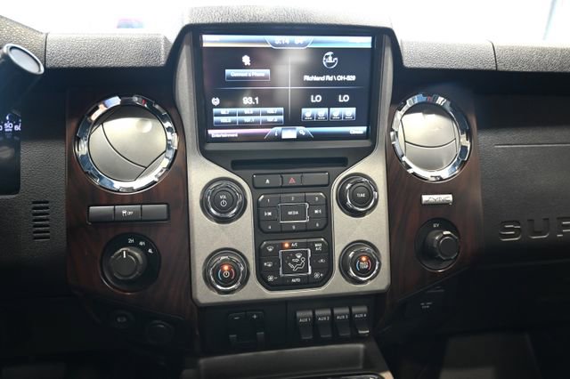 Used 2016 Ford F350 Lariat w/ Lariat Interior Package image 15