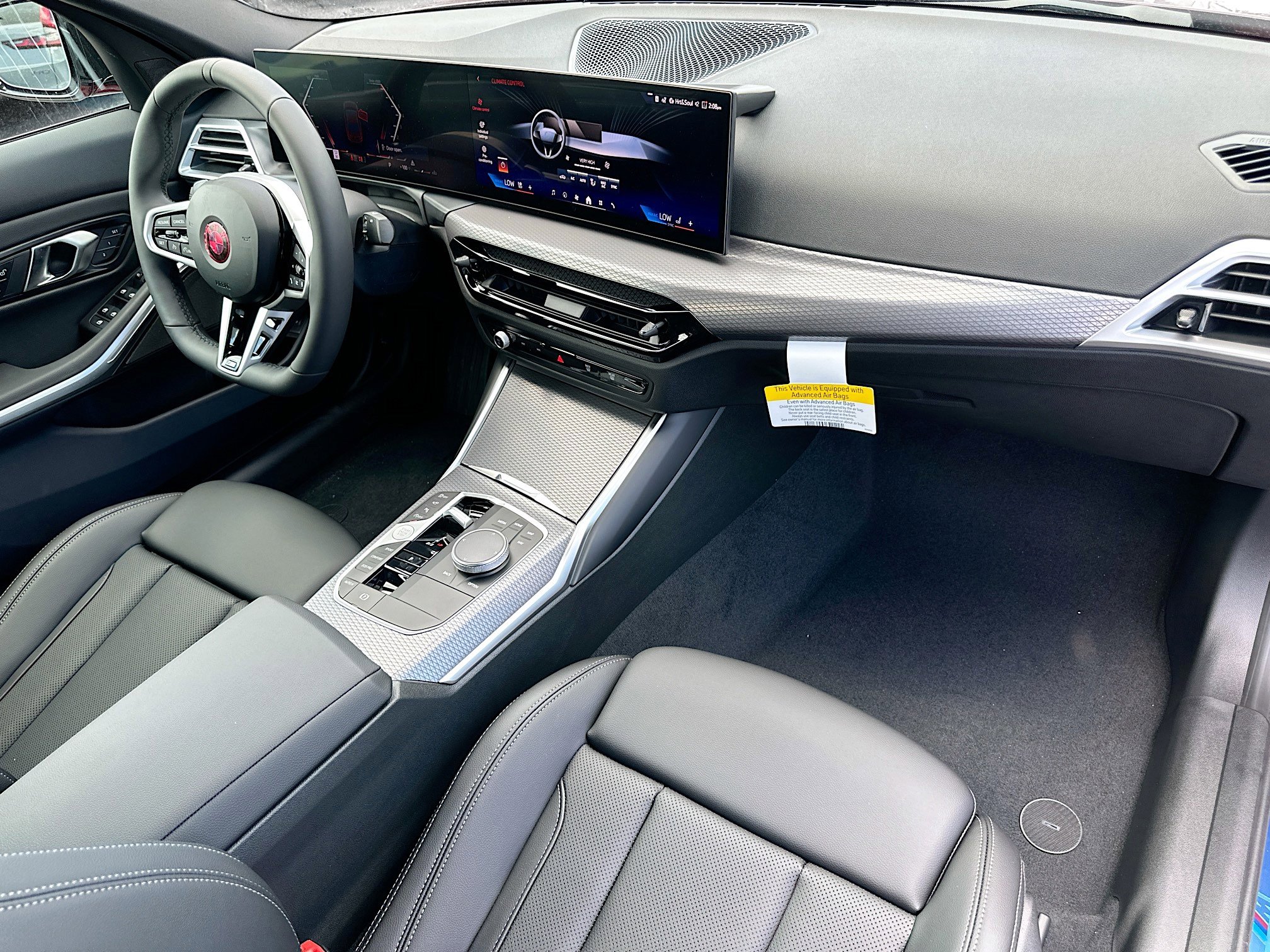 New 2026 BMW 330i Sedan w/ M Sport Package RWD image 24