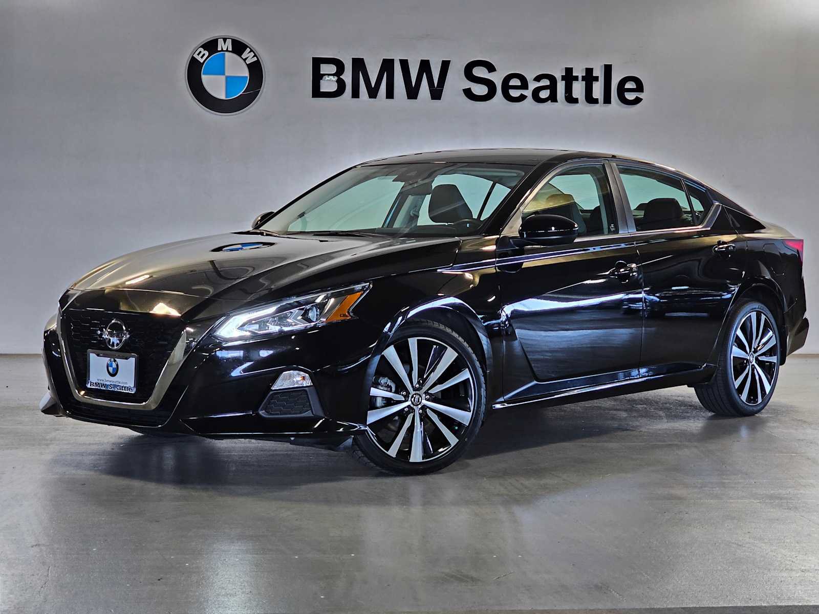 Used 2022 Nissan Altima 2.5 SR AWD/4WD image 1