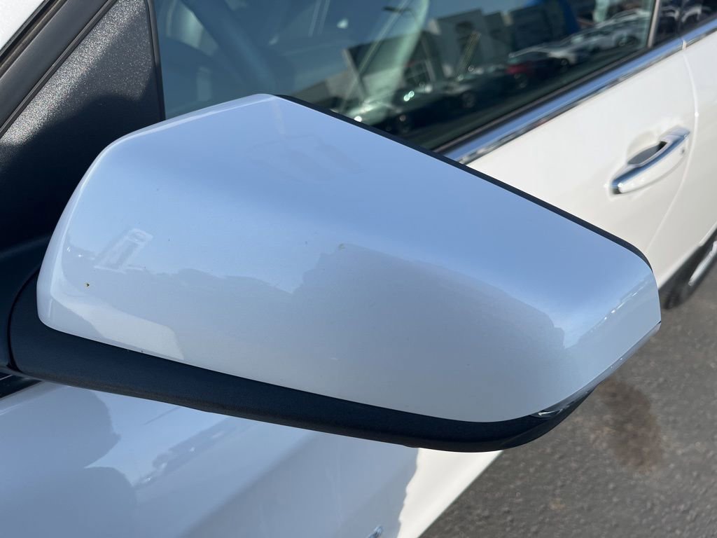 Used 2023 Chevrolet Equinox Premier image 14