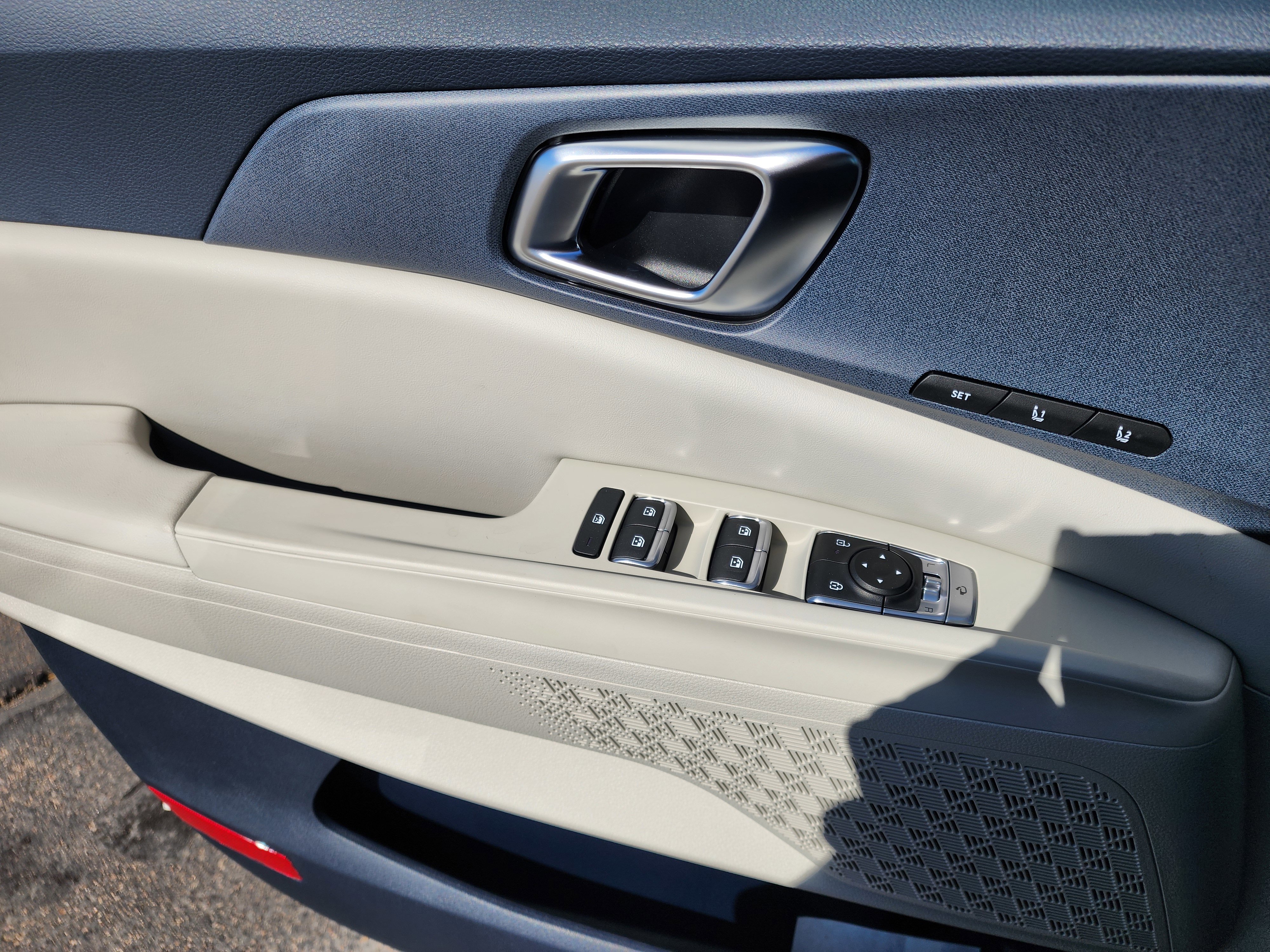 New 2026 Kia Carnival EX image 15