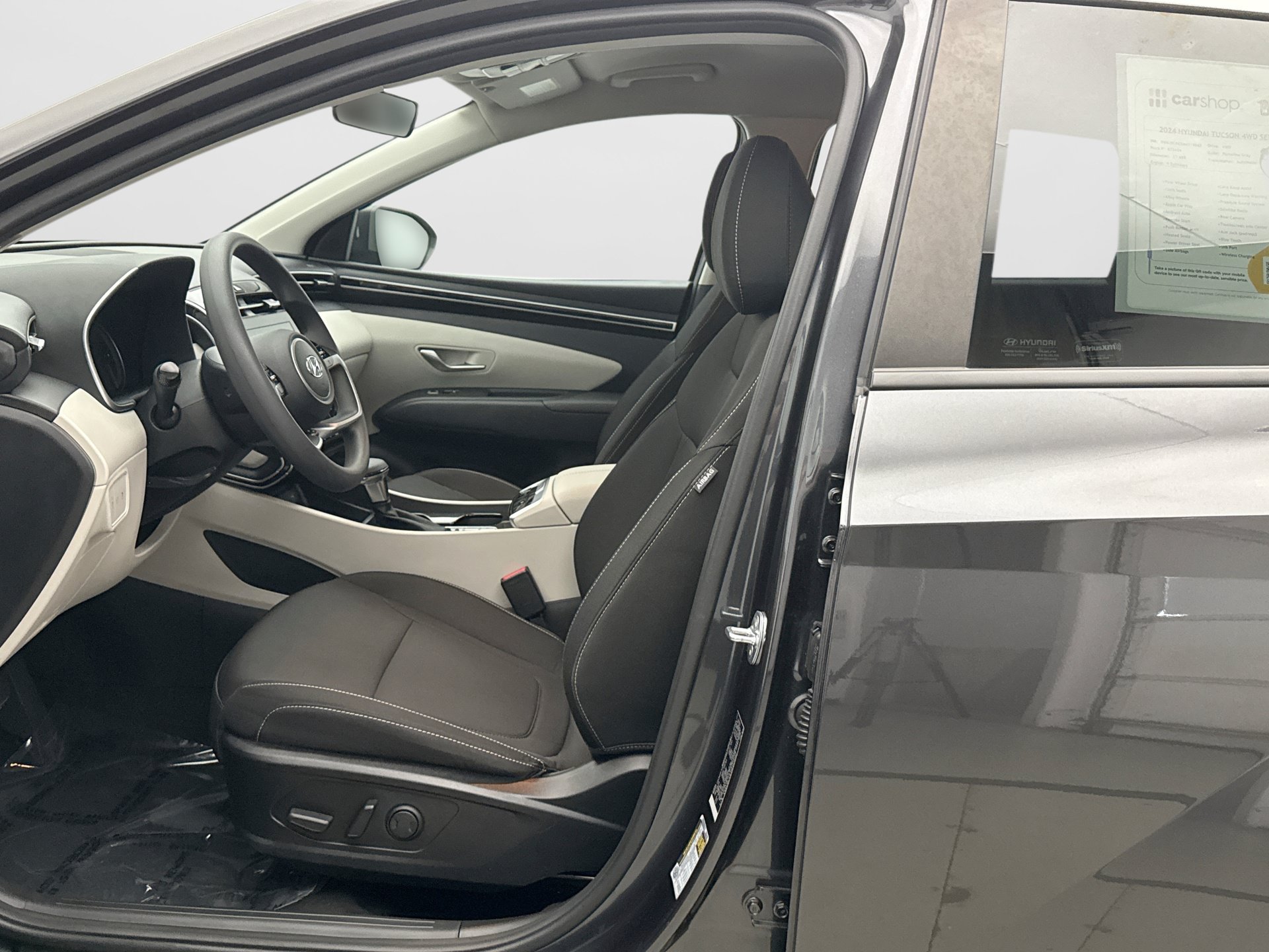 Used 2024 Hyundai Tucson SEL AWD/4WD image 11
