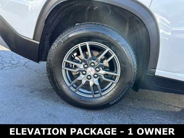 Used 2025 GMC Acadia Elevation image 4