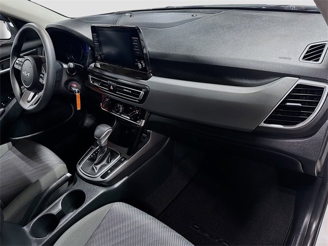 Used 2023 Kia Seltos LX image 30
