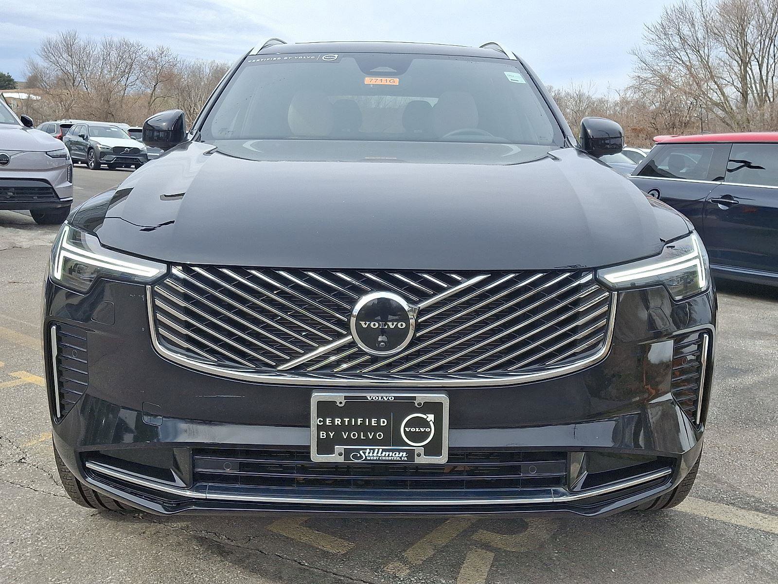 Certified 2025 Volvo XC90 B6 Plus image 2