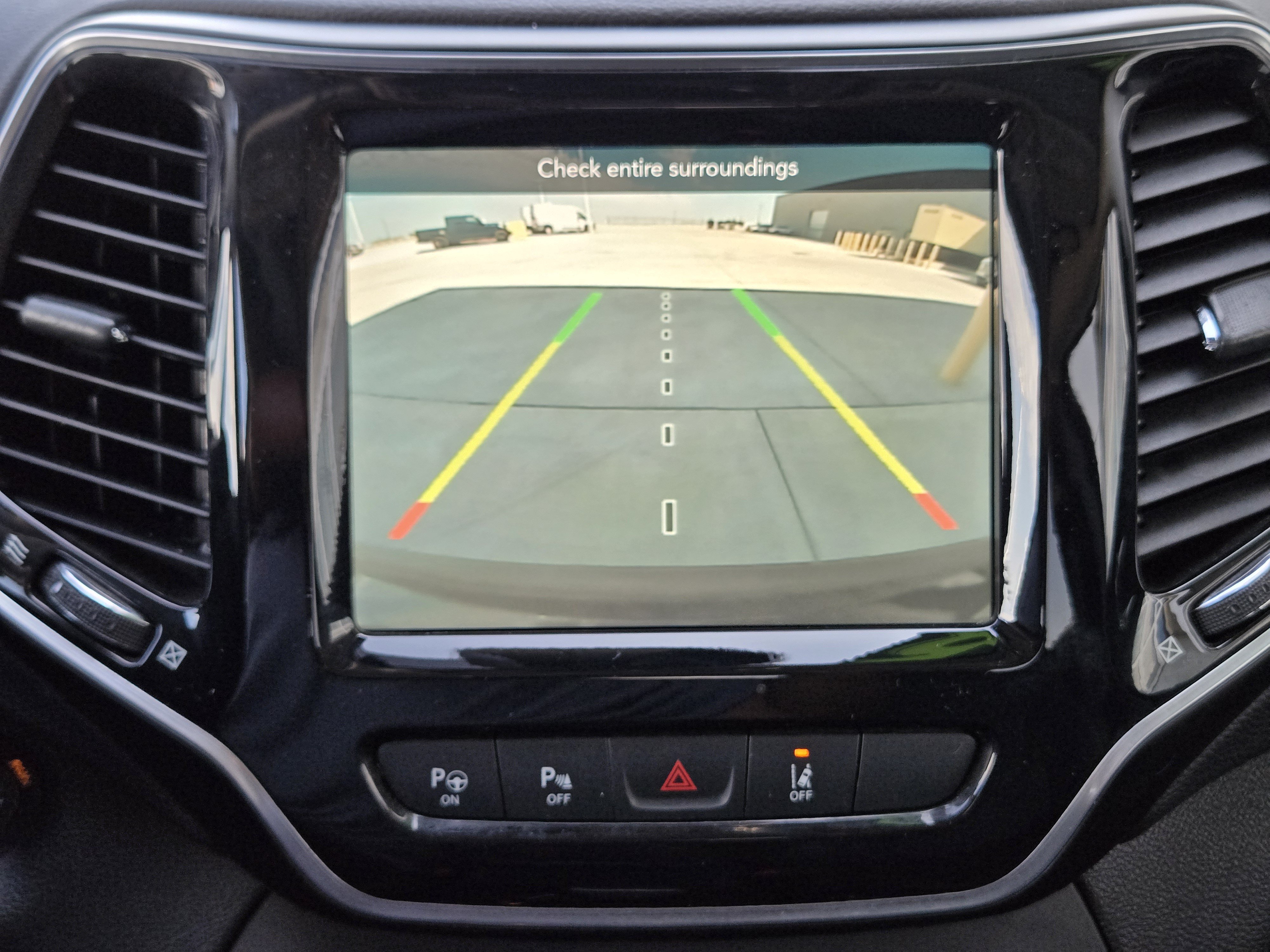Used 2021 Jeep Cherokee Limited AWD/4WD image 19