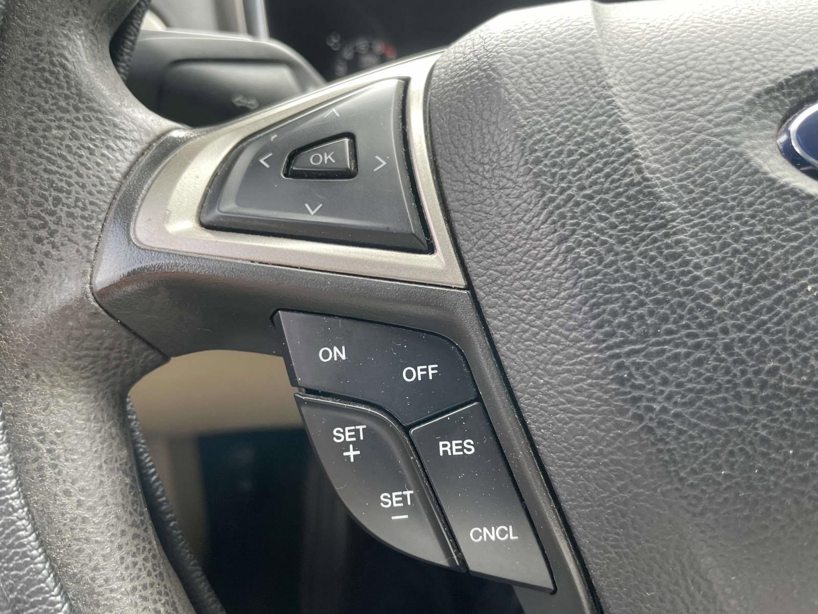 Used 2016 Ford Fusion SE FWD image 20
