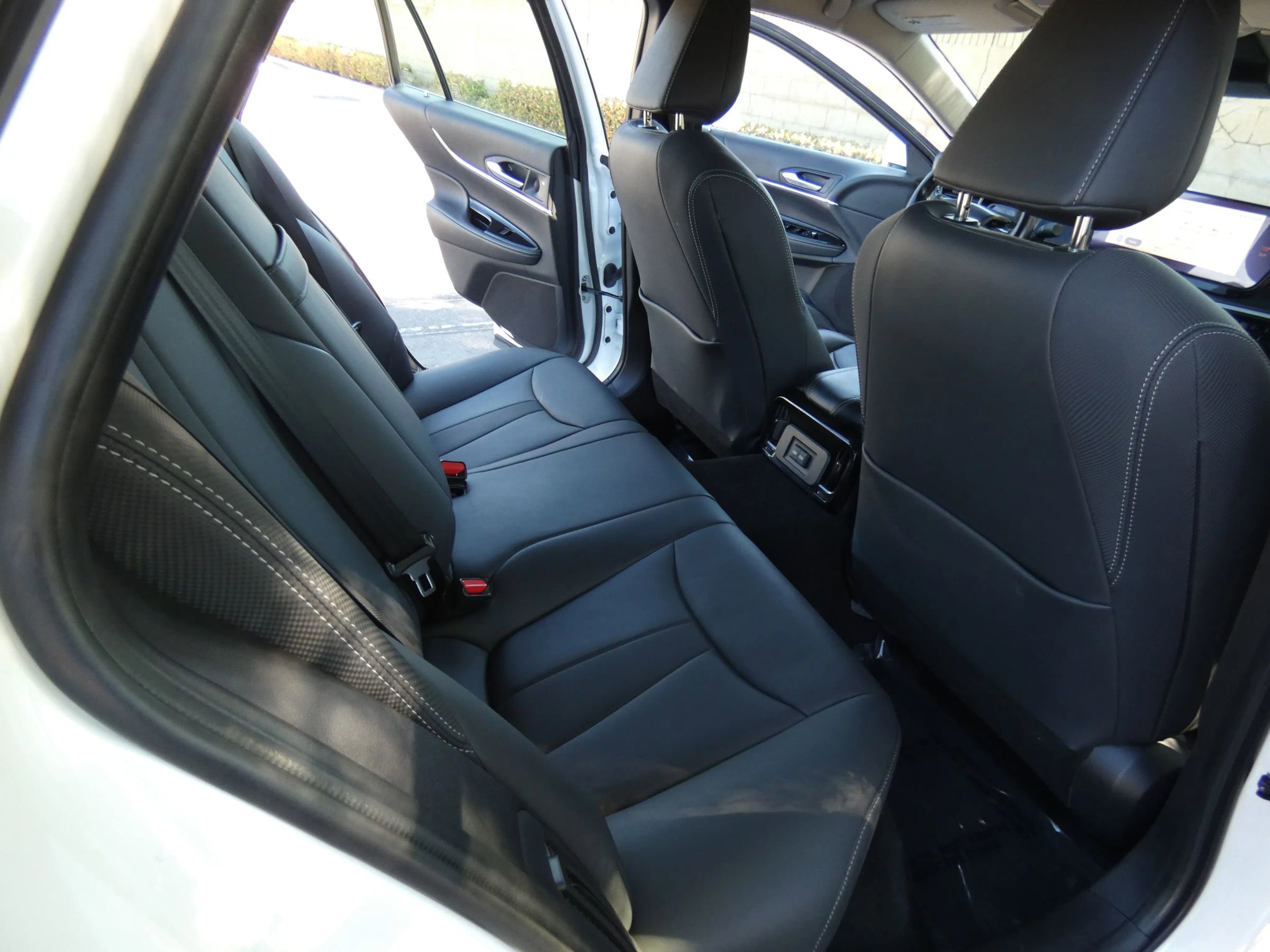 Used 2024 Toyota Mirai XLE Sedan 4D w/ Advanced Technology Package image 31