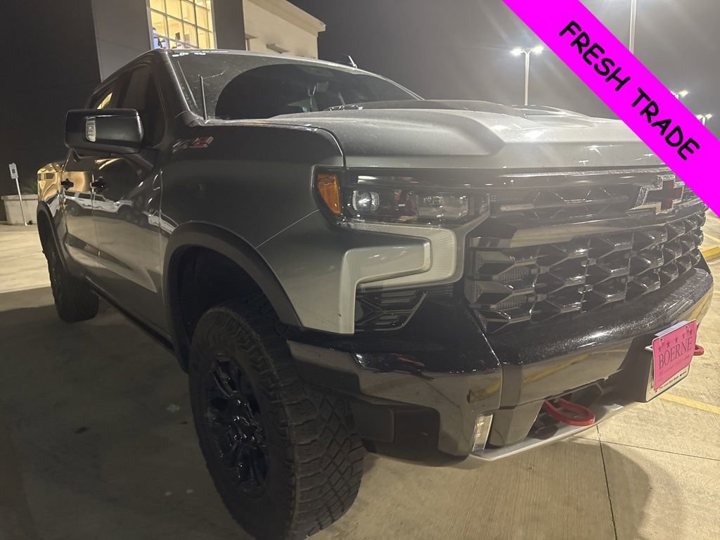 Used 2023 Chevrolet Silverado 1500 ZR2 w/ Technology Package image 7