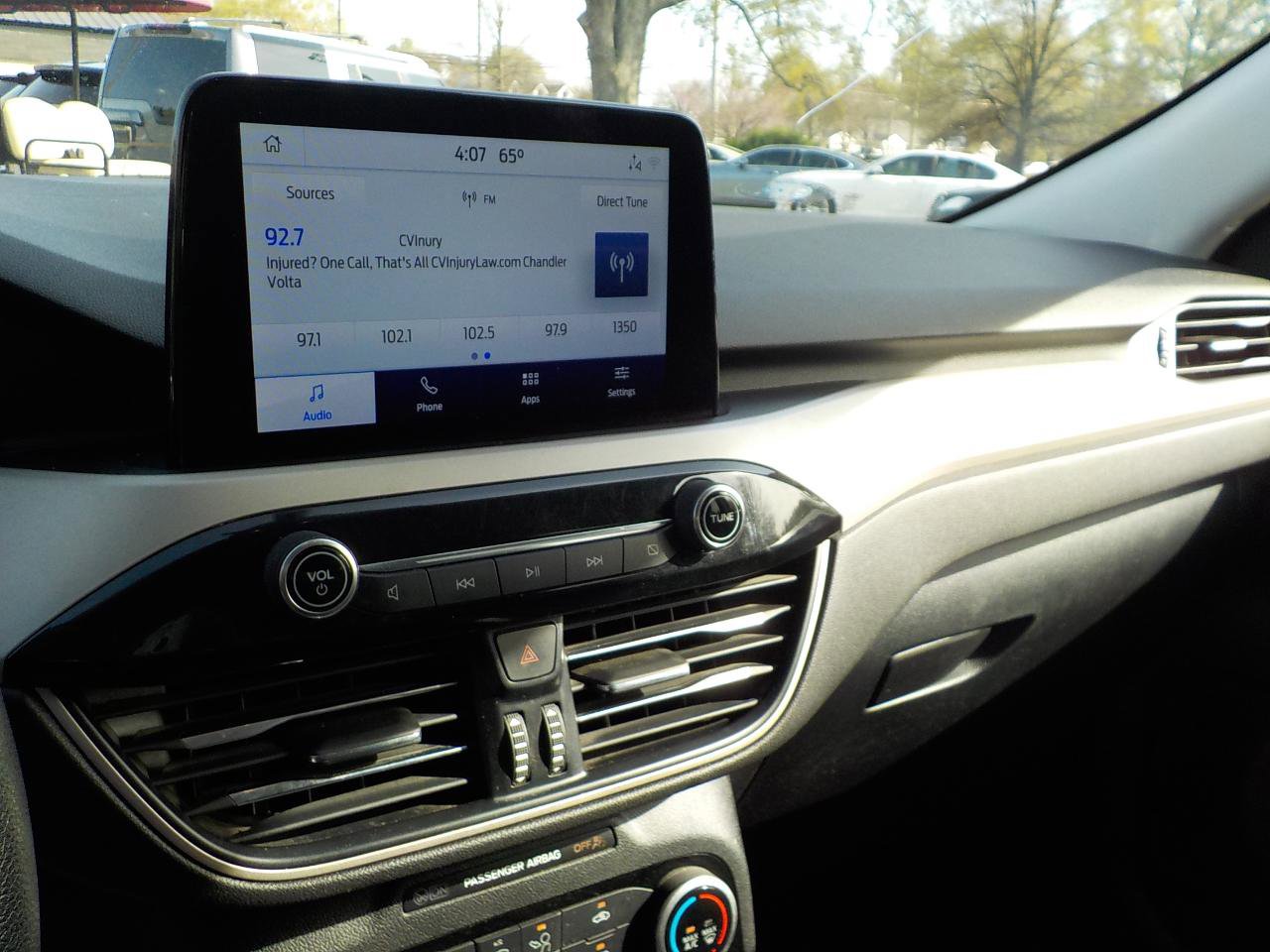 Used 2021 Ford Escape SE w/ SE Sport Appearance Package image 13