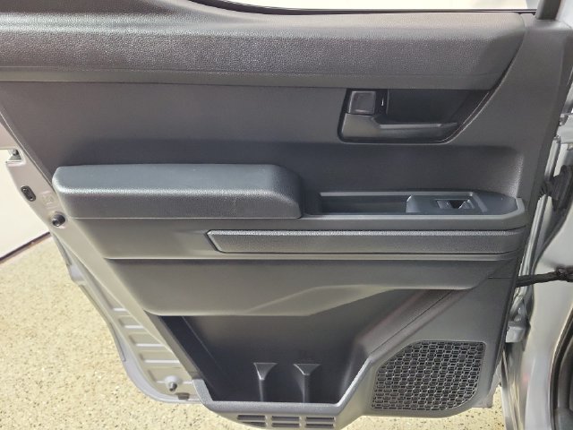 Used 2025 Toyota Tacoma SR5 AWD/4WD image 14