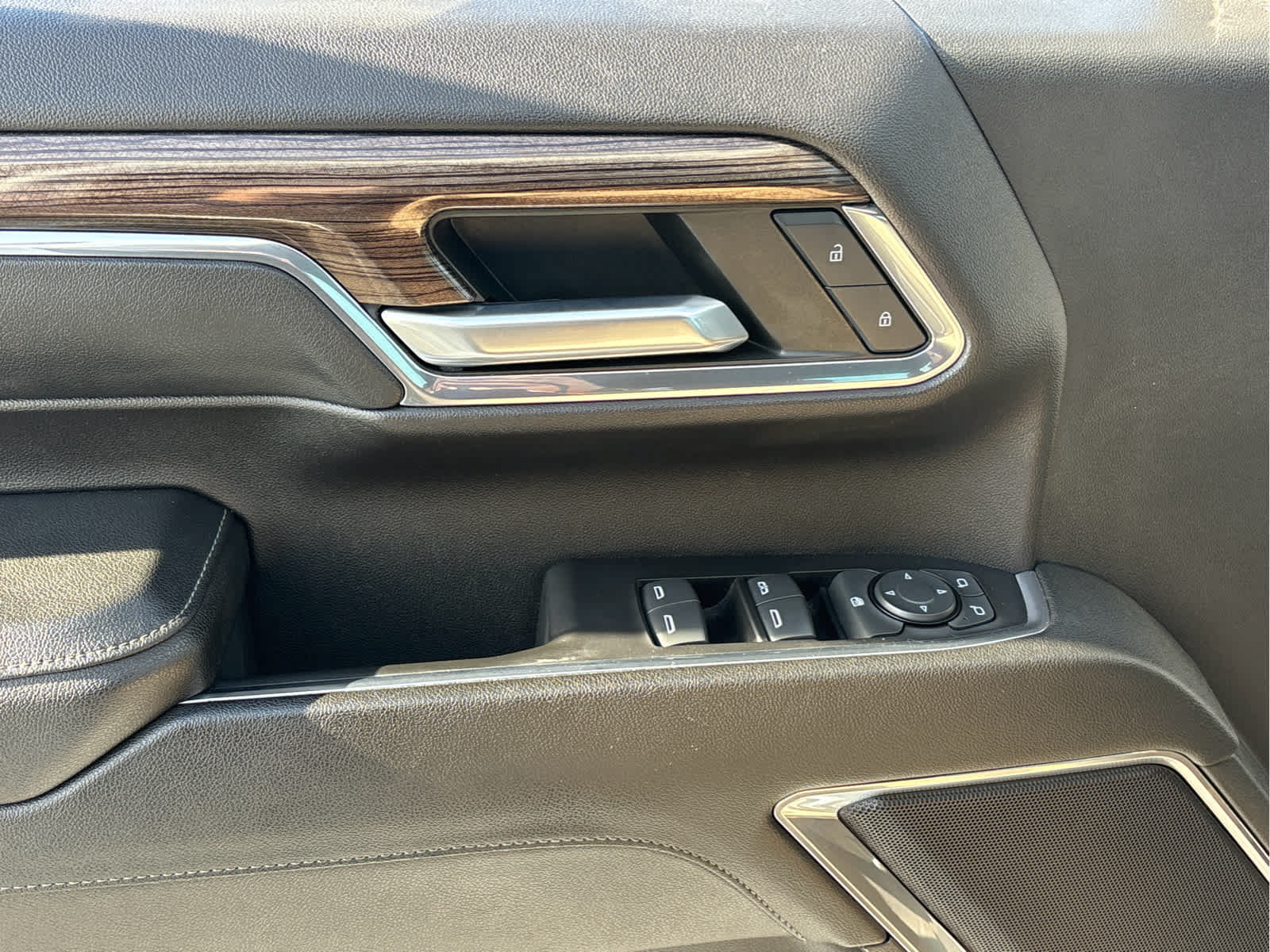 Certified 2024 Chevrolet Silverado 2500 LT AWD/4WD image 20
