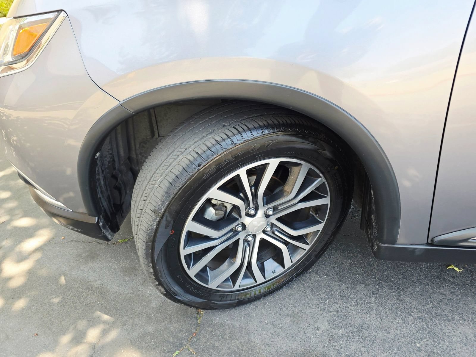 Used 2018 Mitsubishi Outlander SE FWD image 48
