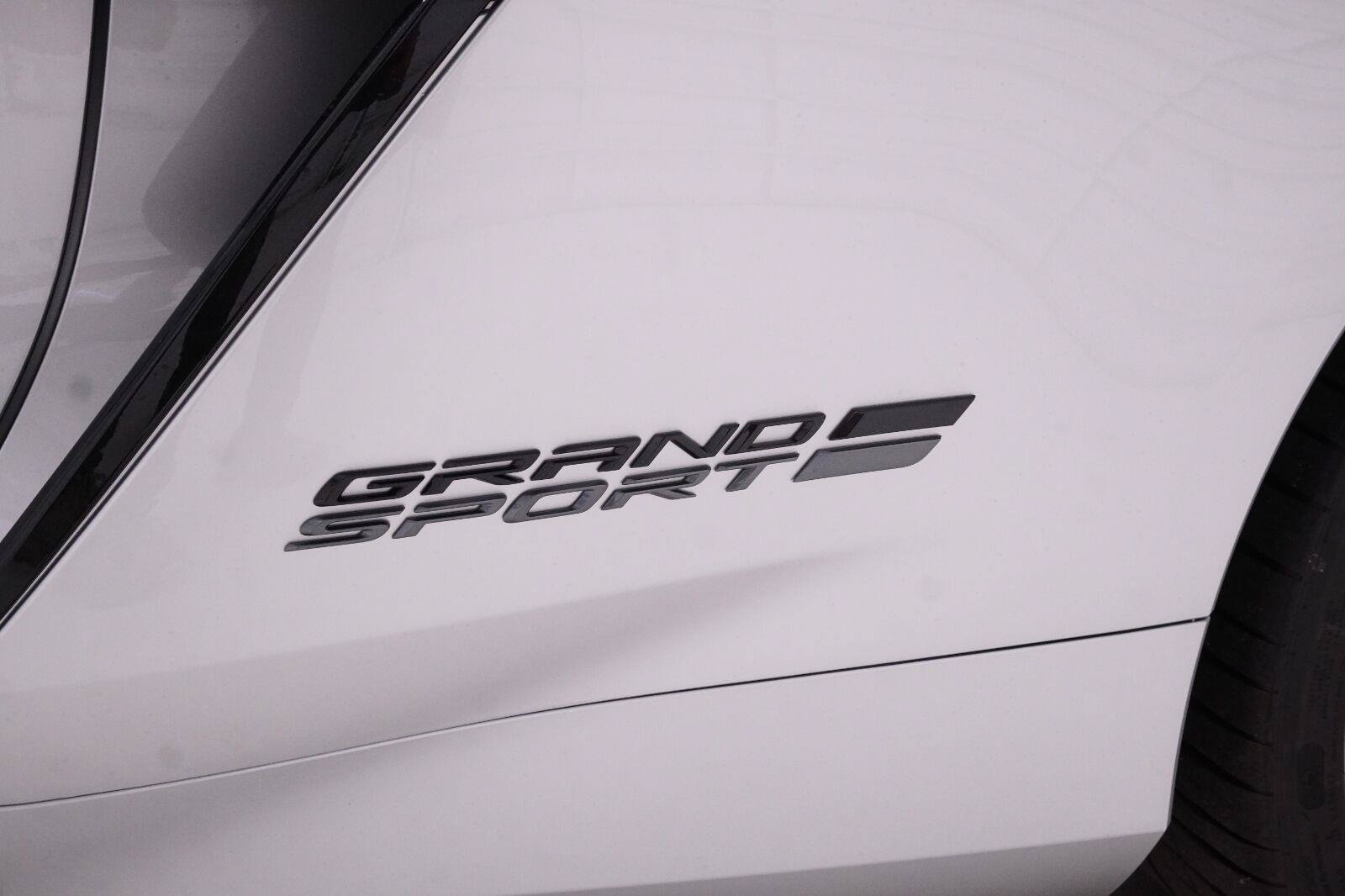 New 2027 Chevrolet Corvette Grand Sport w/ Z52 Sport Performance Package RWD image 37