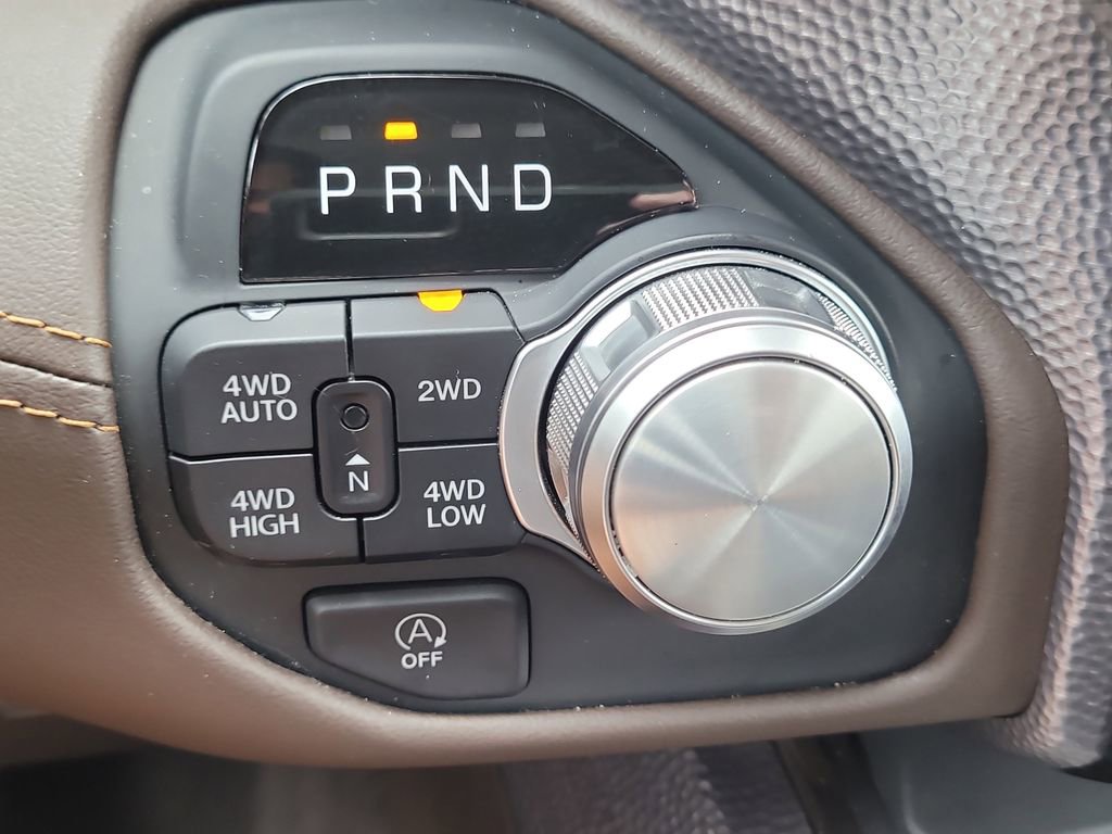 Certified 2025 RAM 1500 Limited image 26