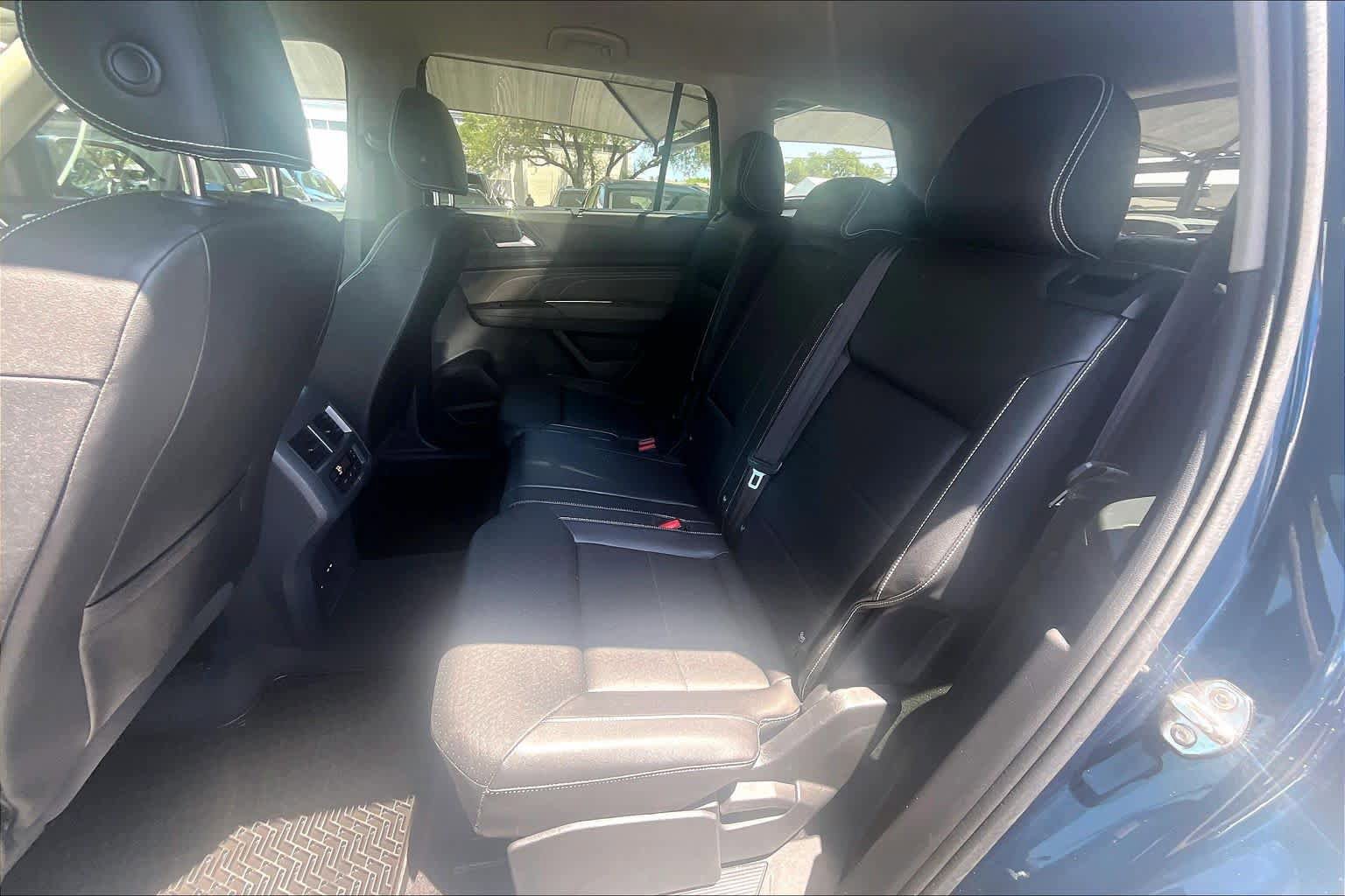 Used 2023 Volkswagen Atlas SE FWD image 21