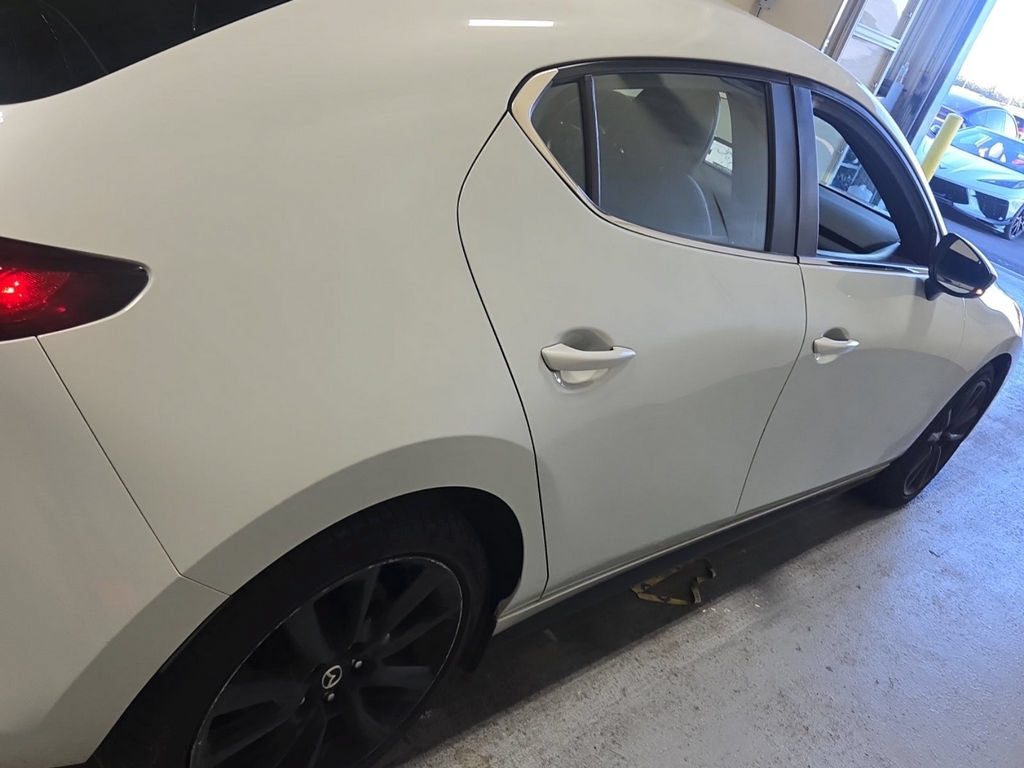 Used 2024 MAZDA MAZDA3 s FWD image 4
