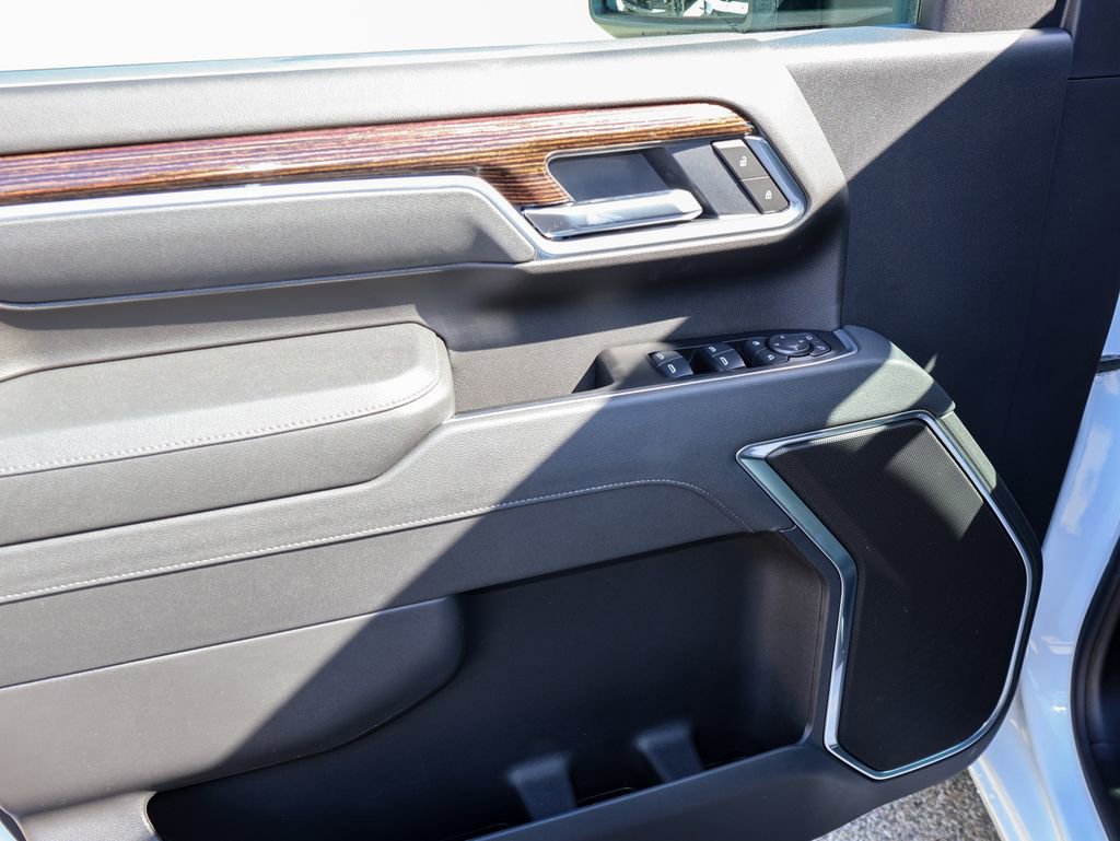 New 2026 GMC Sierra 3500 SLE image 7