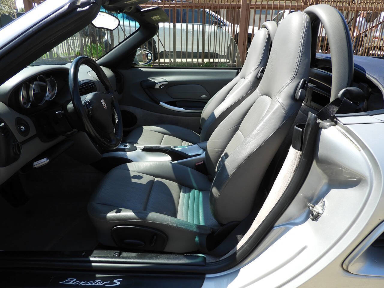 Used 2002 Porsche Boxster S RWD image 23