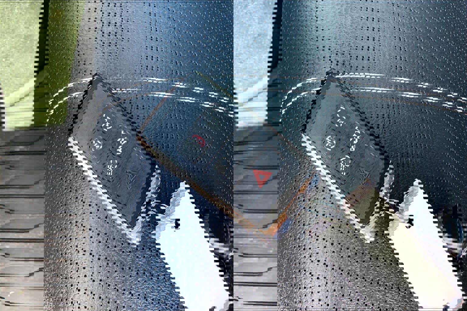 Used 2023 Land Rover Range Rover Velar R-Dynamic S AWD/4WD image 15