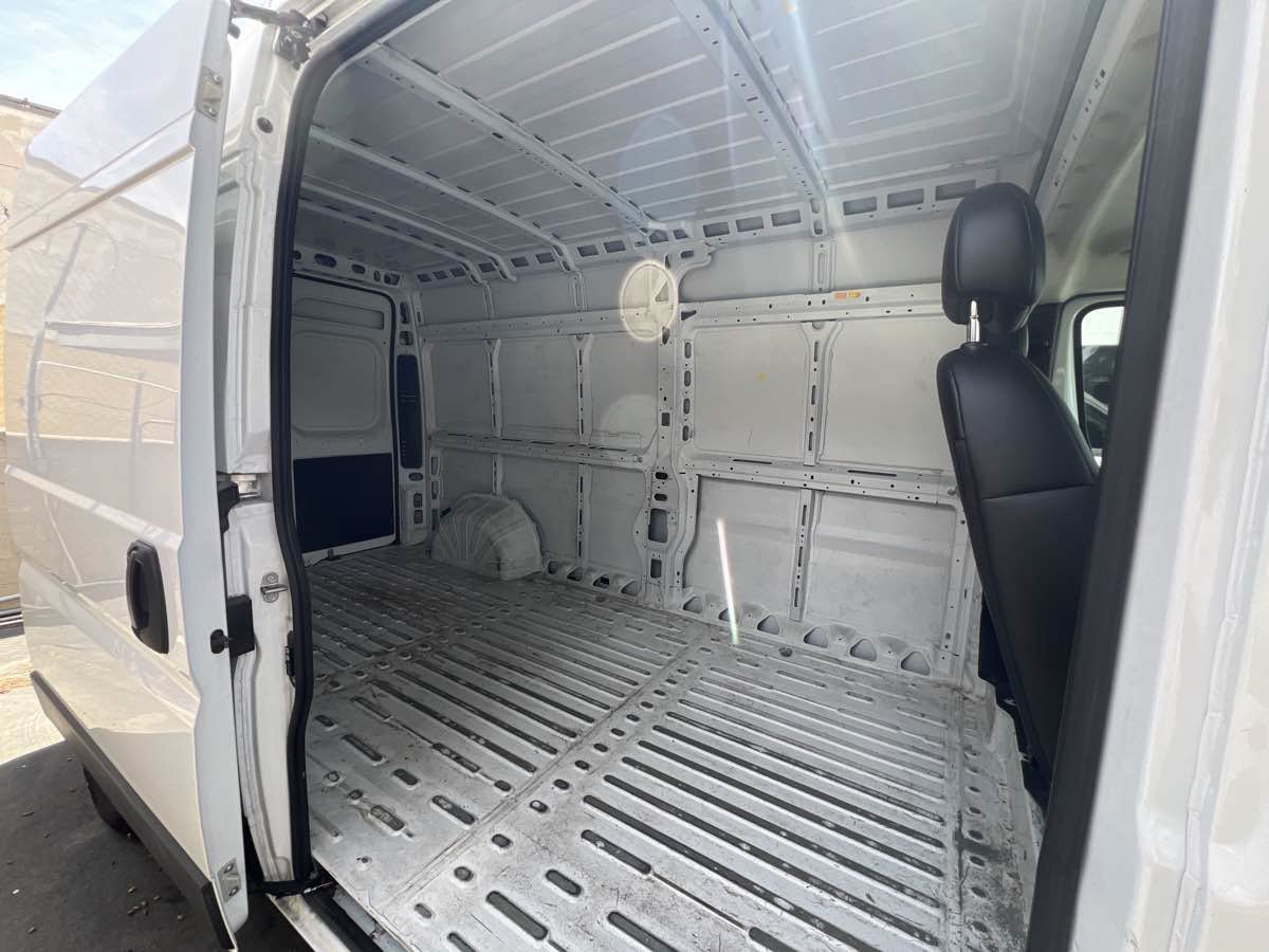 Used 2023 RAM ProMaster 2500 FWD image 18