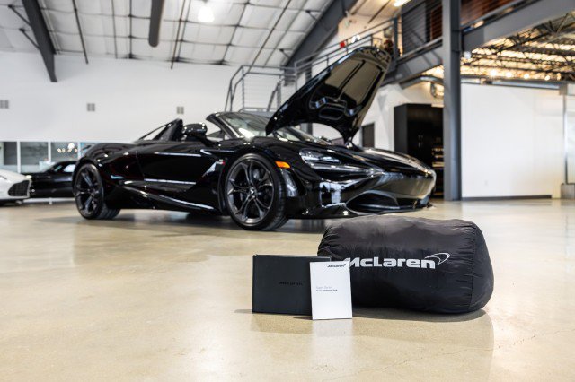 Used 2020 McLaren 720S Spider RWD image 41
