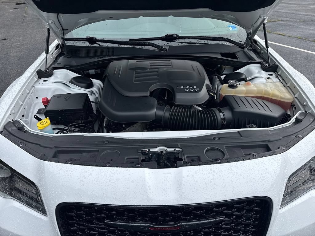 Used 2023 Chrysler 300 S RWD image 34