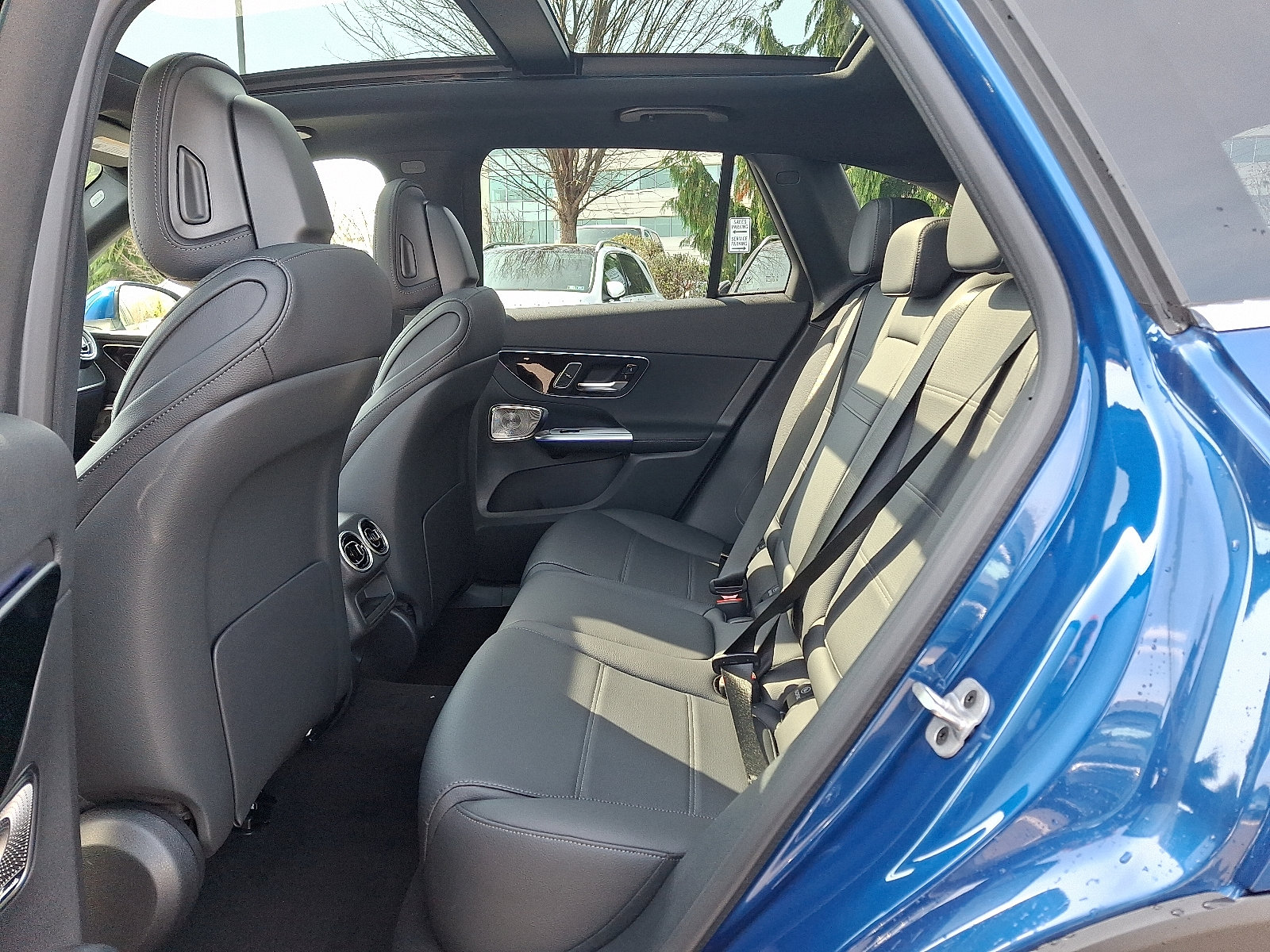 New 2026 Mercedes-Benz GLC 300 4MATIC image 8