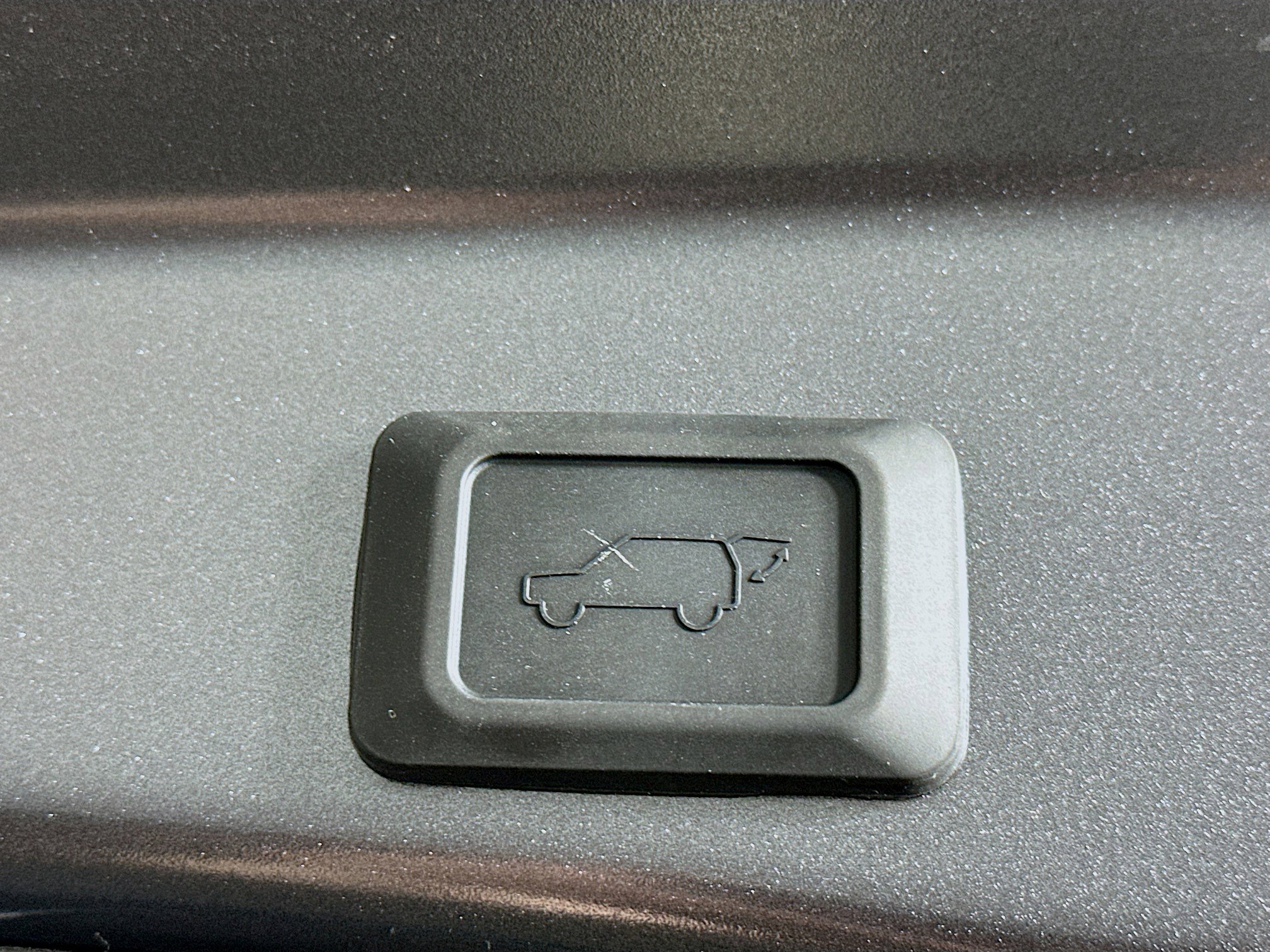 Used 2025 Toyota RAV4 XLE w/ Convenience Package image 31