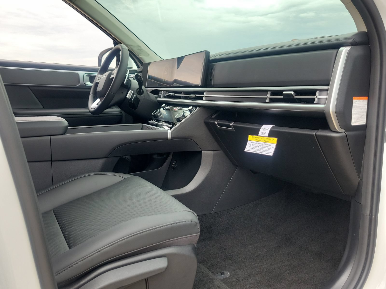 New 2026 Hyundai Santa Fe SEL FWD image 17