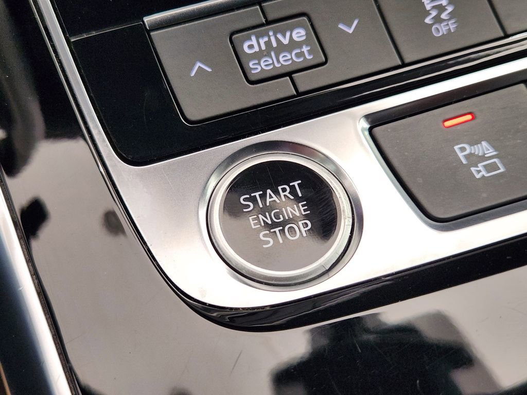 Used 2021 Audi Q8 Premium Plus w/ Premium Plus Package image 20