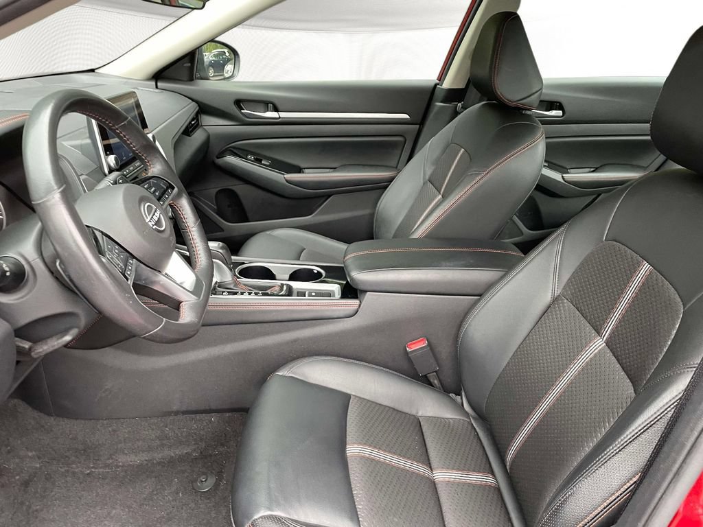 Used 2024 Nissan Altima 2.5 SR AWD/4WD image 22