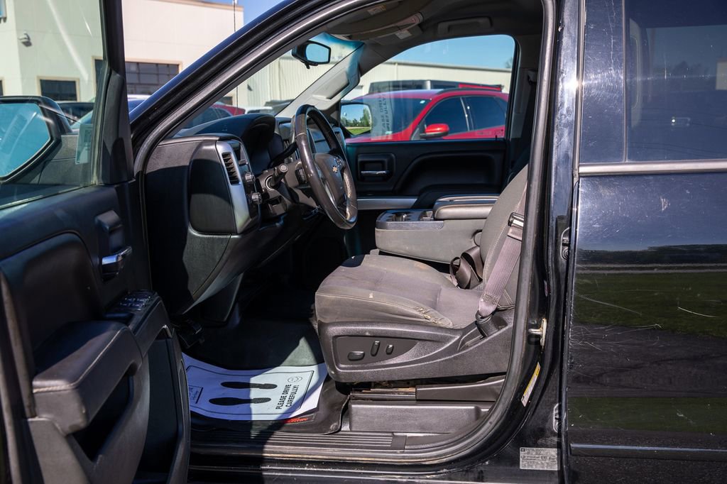 Used 2017 Chevrolet Silverado 1500 LT w/ True North Edition image 23