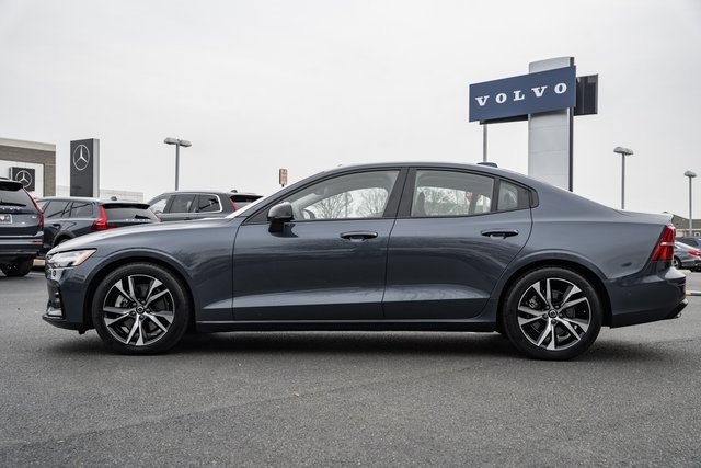 Used 2024 Volvo S60 B5 Plus image 4