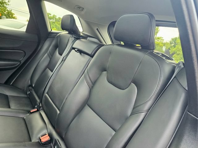 Used 2024 Volvo XC60 T8 Core AWD/4WD image 24