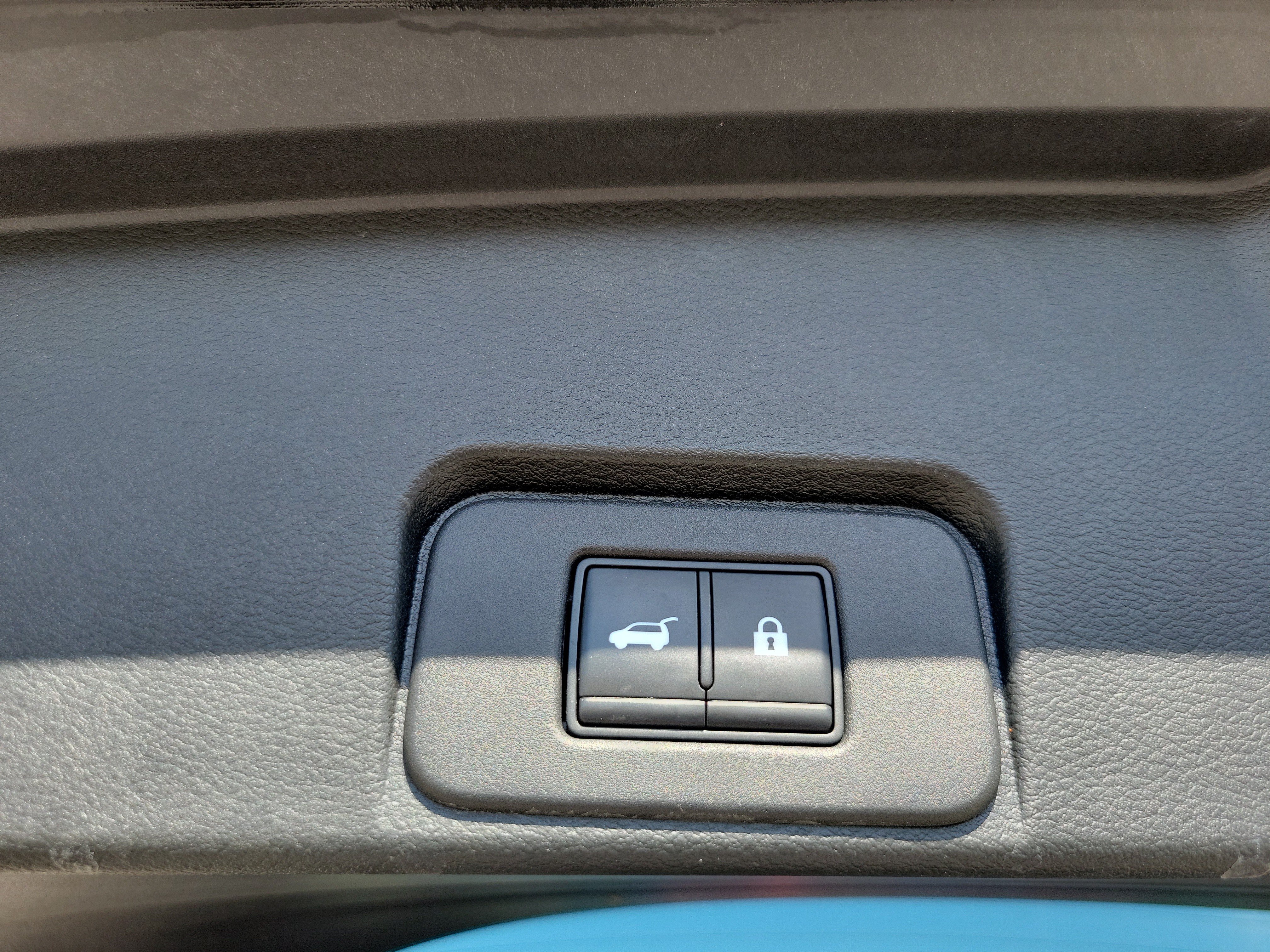 Used 2021 Nissan Rogue SL w/ Premium Package FWD image 12