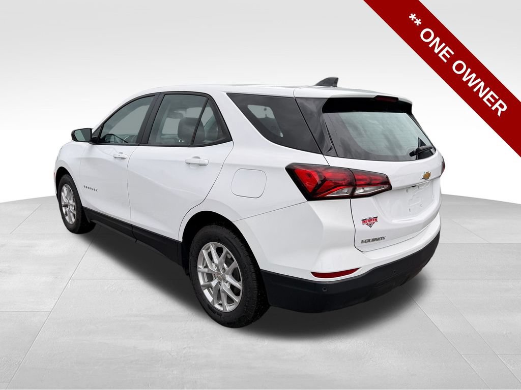 Used 2024 Chevrolet Equinox LS w/ LPO, Floor Liner Package FWD image 3