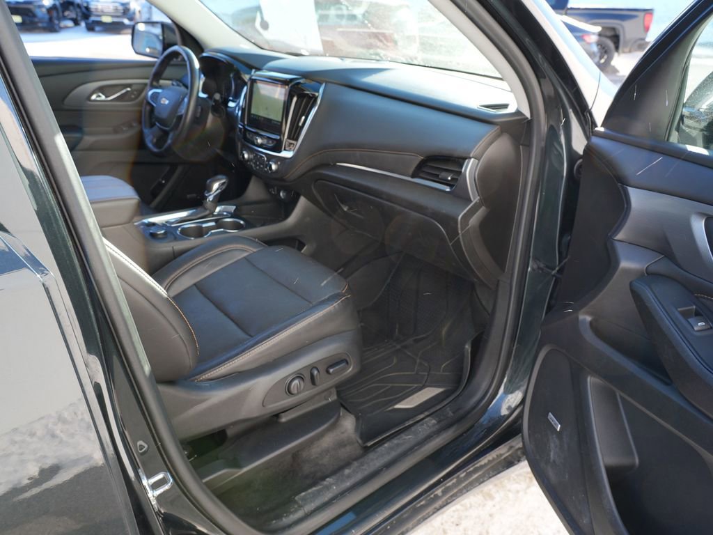 Used 2021 Chevrolet Traverse Premier w/ LPO, Floor Liner Package image 32