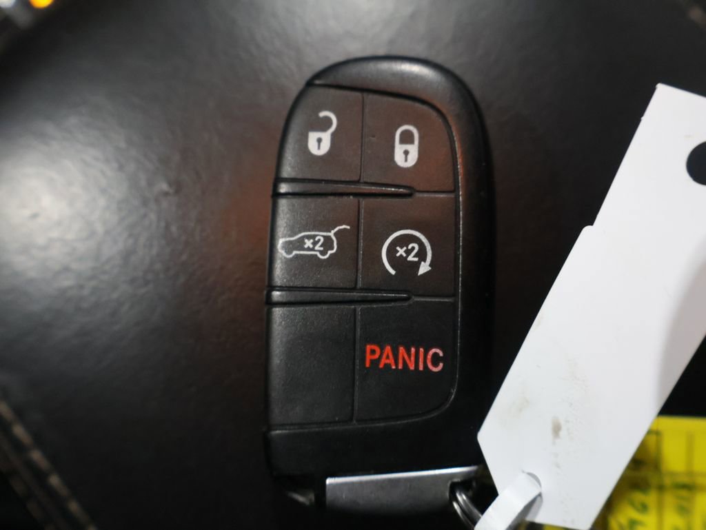 Used 2015 Jeep Grand Cherokee Overland w/ Advanced Technology Group image 28