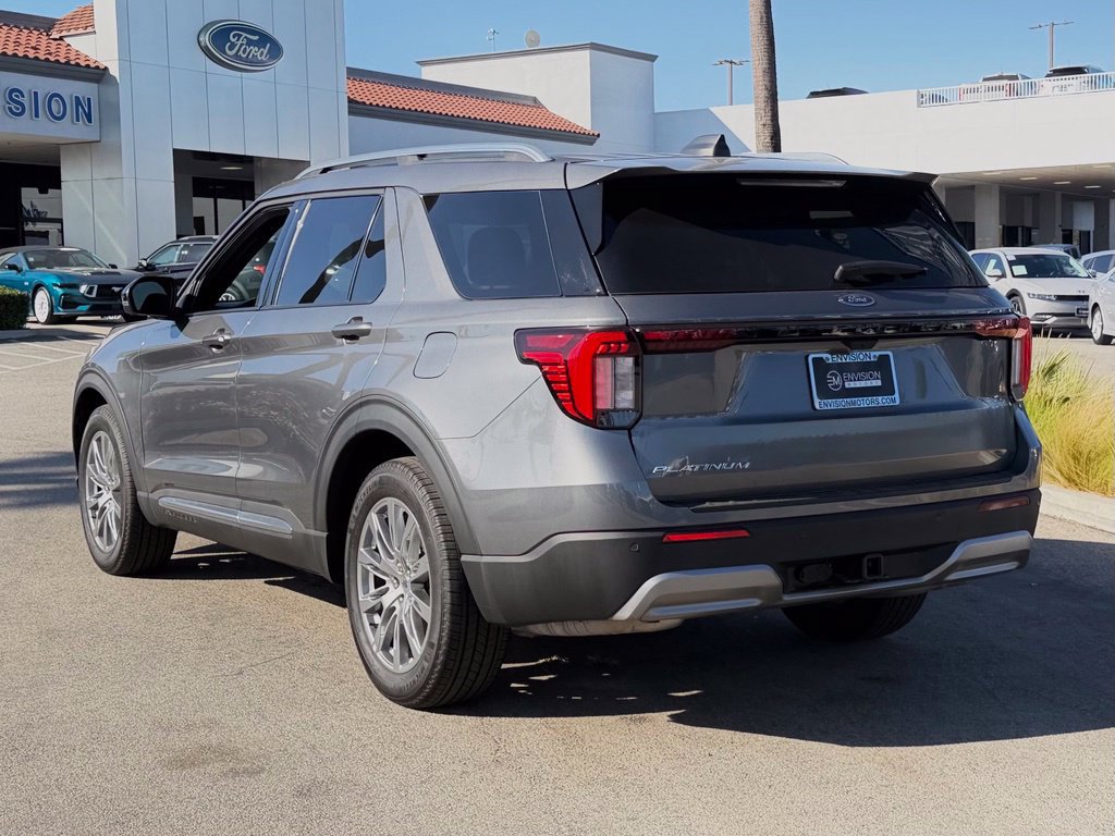 Used 2026 Ford Explorer Platinum RWD image 6