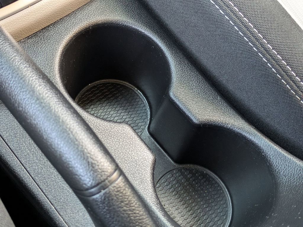 Used 2025 Hyundai Venue SEL image 19