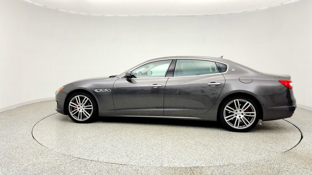 Used 2017 Maserati Quattroporte S GranSport Q4 AWD/4WD image 8
