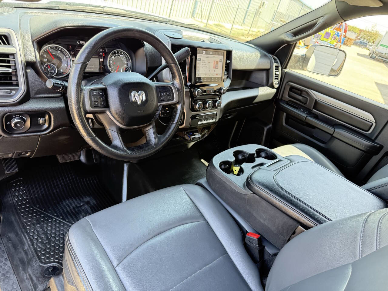 Used 2022 RAM 3500 Tradesman image 12