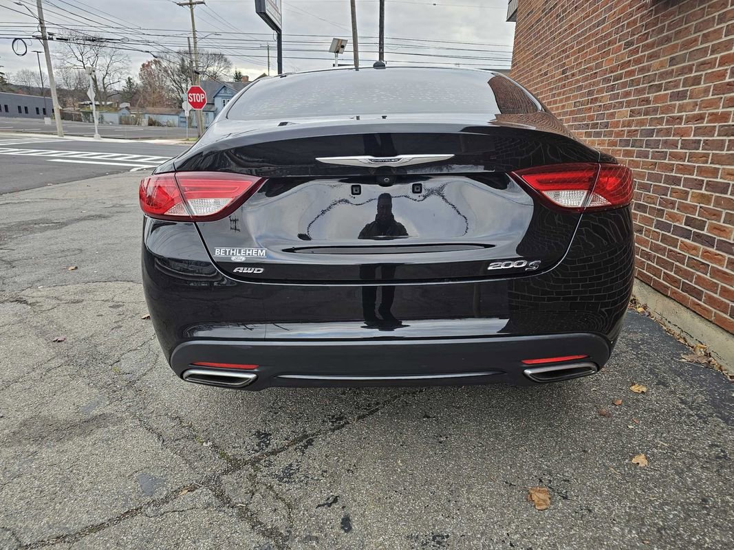 Used 2015 Chrysler 200 S w/ Comfort Group image 6